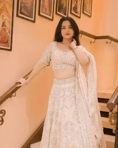 Escort Harischandrapur